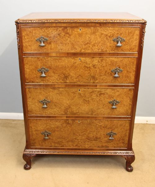 Quality Burr Walnut Chest of Drawers.