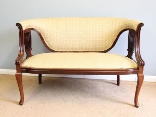 QUALITY ANTIQUE EDWARDIAN MAHOGANY SOFA - ADDITIONAL PHOTO 5