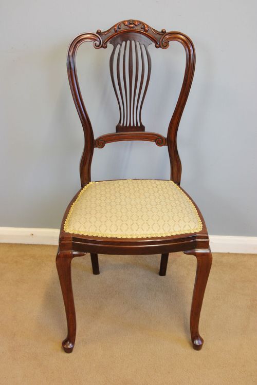 Antique Mahogany Bedroom Single Side Chair.
