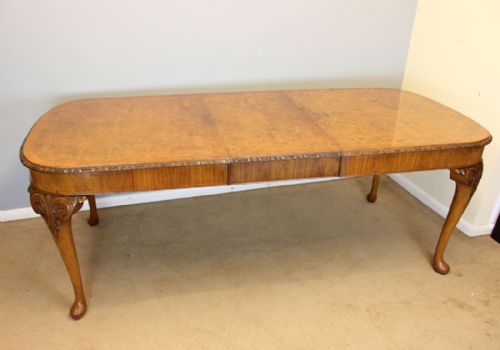 Antique Burr Walnut Queen Anne Style Extending Dining Table