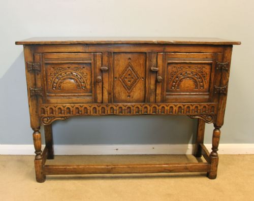 Quality Oak Lamp Serving Hall Side Table