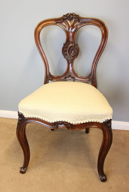 Antique Victorian Walnut Balloon Back Occasional Side Chair
