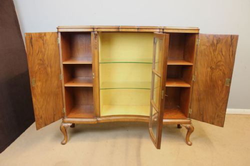 ANTIQUE BURR WALNUT BOW FRONT DISPLAY SIDE CABINET - ADDITIONAL PHOTO 6