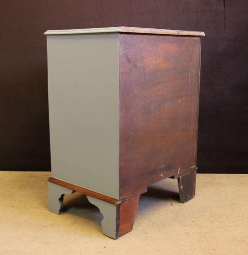SMALL BOW FRONTED PAINTED BURR WALNUT CHEST OF DRAWERS - ADDITIONAL PHOTO 7