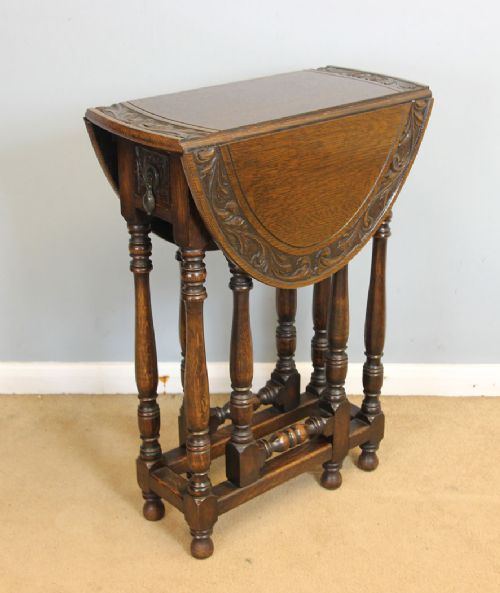 Antique Oak Small Drop Leaf Occasional Gateleg Side Table
