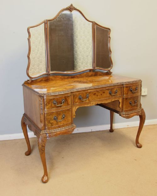Quality Burr Walnut Dressing Table