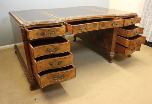 LARGE ANTIQUE BURR WALNUT KNEEHOLE PARTNERS PEDESTAL WRITING DESK - ADDITIONAL PHOTO 7
