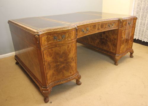 LARGE ANTIQUE BURR WALNUT KNEEHOLE PARTNERS PEDESTAL WRITING DESK - ADDITIONAL PHOTO 8