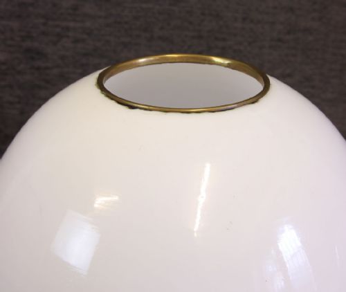 ANTIQUE OPAQUE OIL LAMP SHADE GLOBE WITH BRASS RING - ADDITIONAL PHOTO 2
