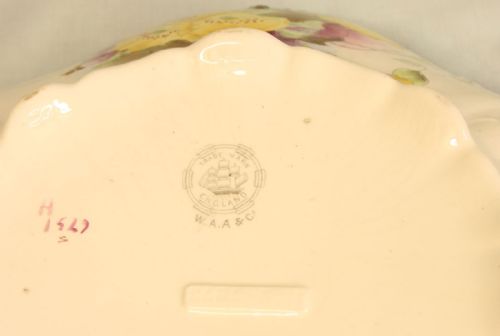 PRETTY ANTIQUE CERAMIC DISH SHAPED BOWL - ADDITIONAL PHOTO 8