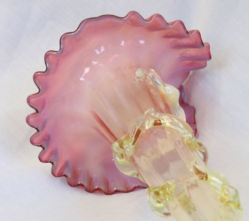 ANTIQUE PINK AND CRANBERRY VASE WITH URANIUM GREEN GLASS BASE - ADDITIONAL PHOTO 5