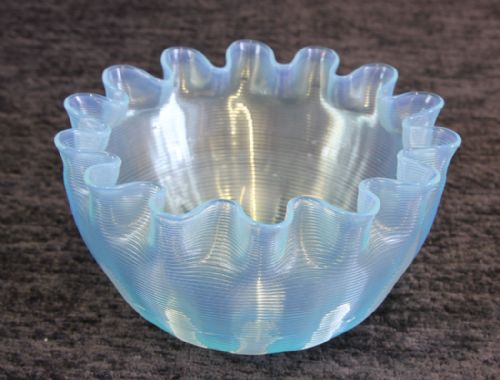 ANTIQUE VASELINE STEVENS WILLIAMS GLASS FINGER BOWL - ADDITIONAL PHOTO 2