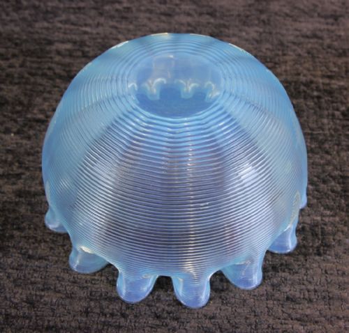 ANTIQUE VASELINE STEVENS WILLIAMS GLASS FINGER BOWL - ADDITIONAL PHOTO 3