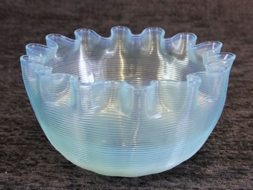 ANTIQUE VASELINE STEVENS WILLIAMS GLASS FINGER BOWL - ADDITIONAL PHOTO 3
