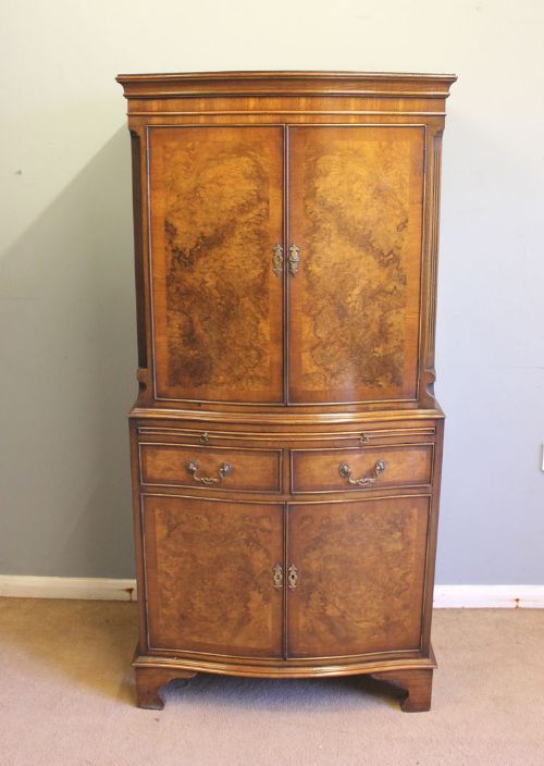 fig 1. Walnut Cocktail Drinks Cabinet