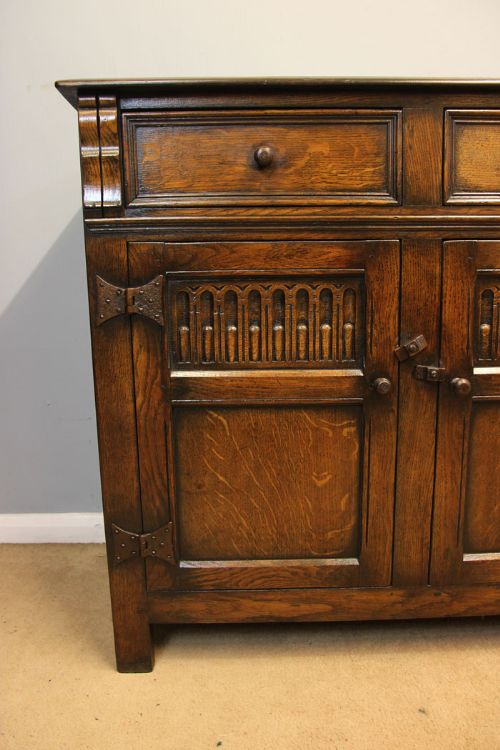 fig 1. Oak Sideboard Dresser Base
