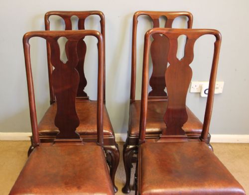ANTIQUE SET OF FOUR MAHOGANY HIGH BACK DINING CHAIRS - ADDITIONAL PHOTO 4