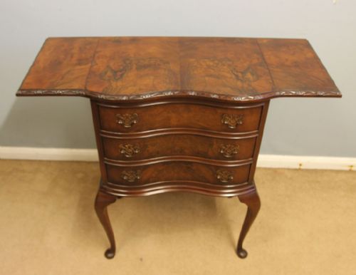ANTIQUE WALNUT BEDSIDE LAMP SIDE TABLE - ADDITIONAL PHOTO 8