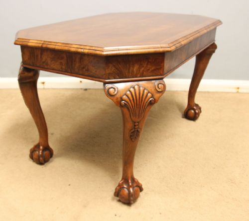 ANTIQUE WALNUT COFFEE TABLE - ADDITIONAL PHOTO 3