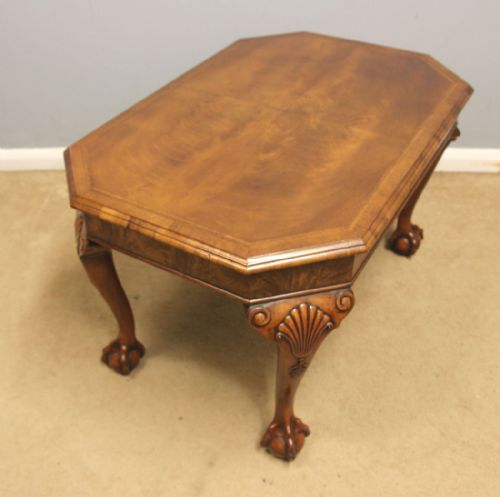 ANTIQUE WALNUT COFFEE TABLE - ADDITIONAL PHOTO 6