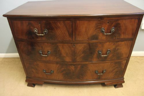 ANTIQUE MAHOGANY BOW FRONT CHEST OF DRAWERS - ADDITIONAL PHOTO 10