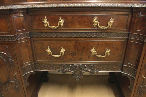 QUALITY ANTIQUE MAHOGANY CHIPPENDALE STYLE SIDEBOARD - ADDITIONAL PHOTO 7