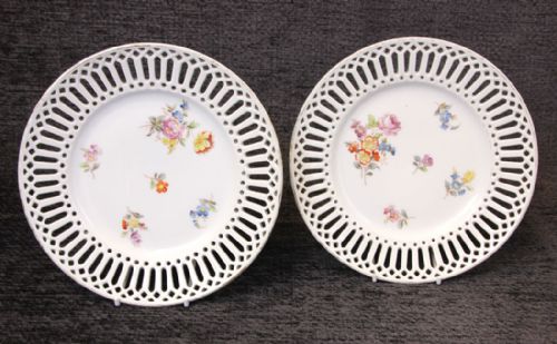 ANTIQUE PART DESSERT SET RIBBON CABINET PLATES DISHES - ADDITIONAL PHOTO 2
