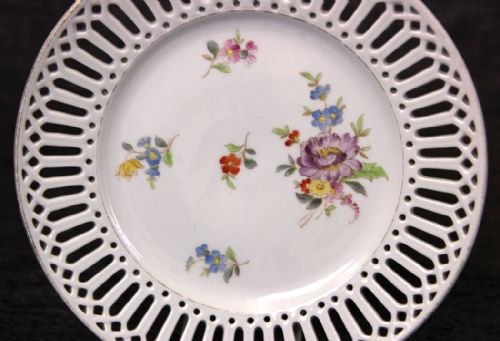 ANTIQUE PART DESSERT SET RIBBON CABINET PLATES DISHES - ADDITIONAL PHOTO 5