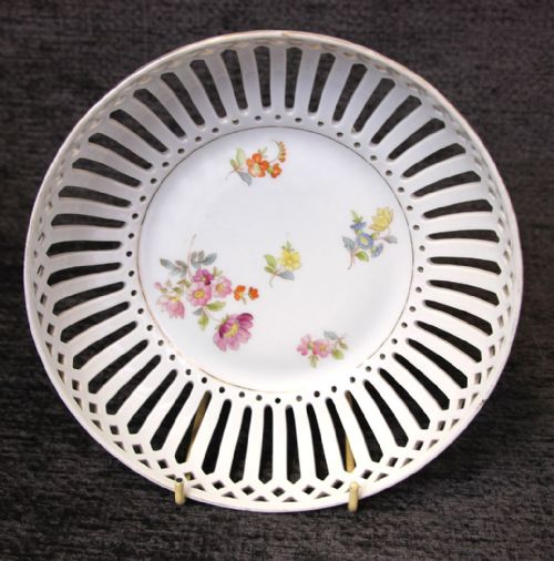 ANTIQUE PART DESSERT SET RIBBON CABINET PLATES DISHES - ADDITIONAL PHOTO 7
