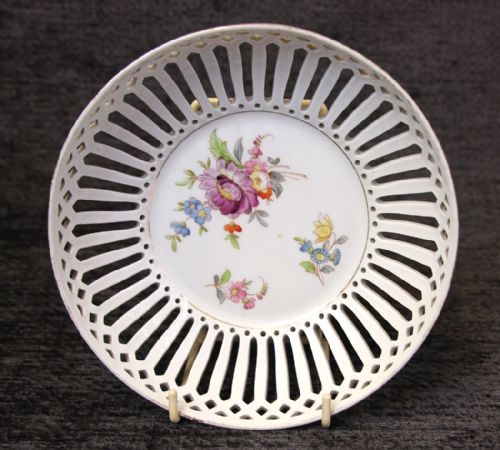 ANTIQUE PART DESSERT SET RIBBON CABINET PLATES DISHES - ADDITIONAL PHOTO 8