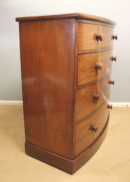 ANTIQUE VICTORIAN MAHOGANY BOW FRONT CHEST OF DRAWERS - ADDITIONAL PHOTO 1