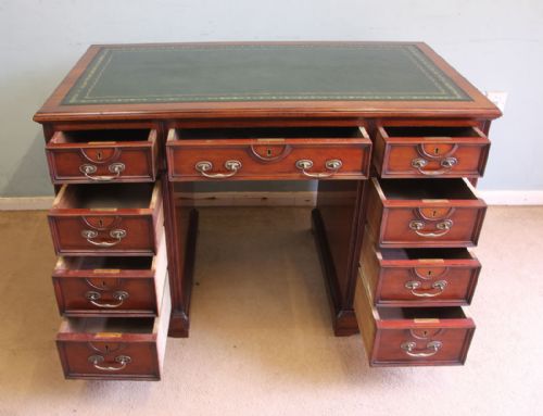ANTIQUE MAHOGANY EDWARDIAN KNEEHOLE PEDESTAL WRITING DESK - ADDITIONAL PHOTO 10