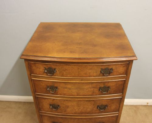 ANTIQUE BURR WALNUT BOW FRONT CHEST OF DRAWERS - ADDITIONAL PHOTO 9
