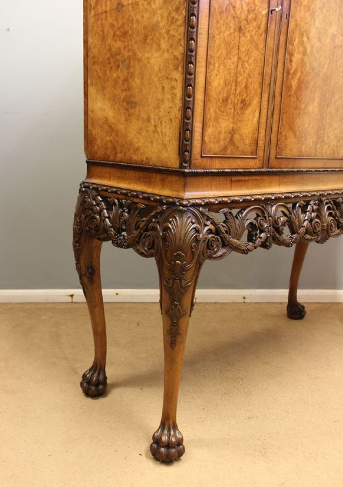 ANTIQUE BURR WALNUT THREE DOOR SIDE CABINET - ADDITIONAL PHOTO 4