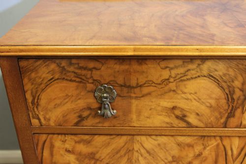 ANTIQUE FIGURED WALNUT CHEST OF DRAWERS - ADDITIONAL PHOTO 8