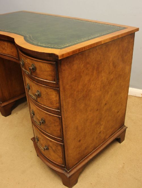 ANTIQUE BURR WALNUT KNEE HOLE PEDESTAL WRITING DESK - ADDITIONAL PHOTO 4
