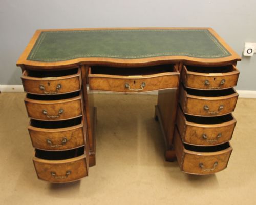 ANTIQUE BURR WALNUT KNEE HOLE PEDESTAL WRITING DESK - ADDITIONAL PHOTO 7
