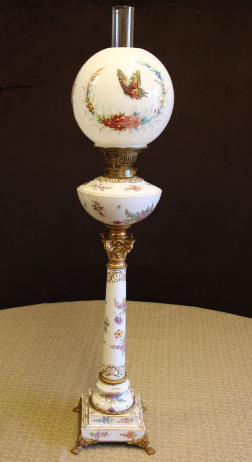 Antique Impressive Porcelain Table Oil Lamp