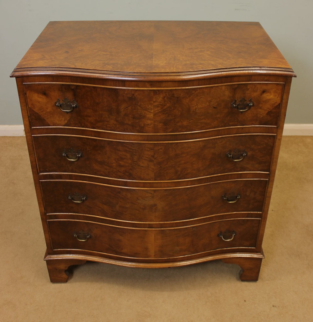 Antique Georgian Style Walnut Chest Drawers