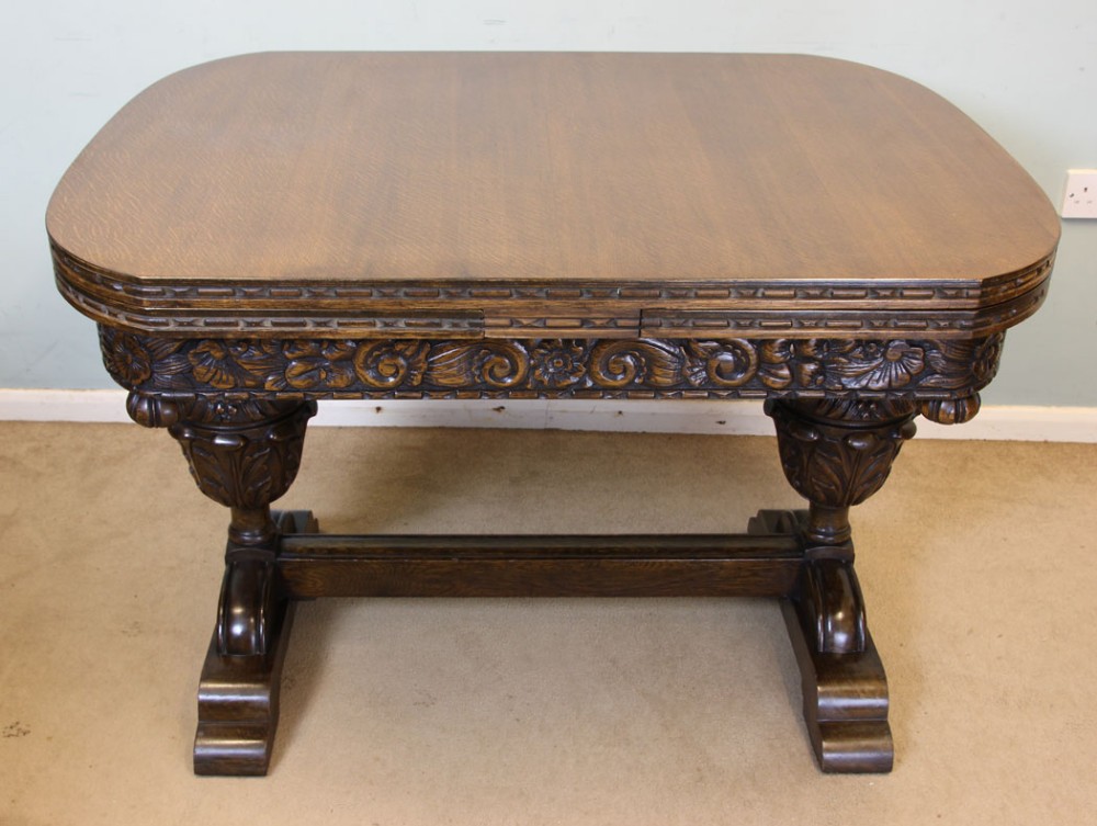 Antique Oak Extending Drawleaf Dining Table