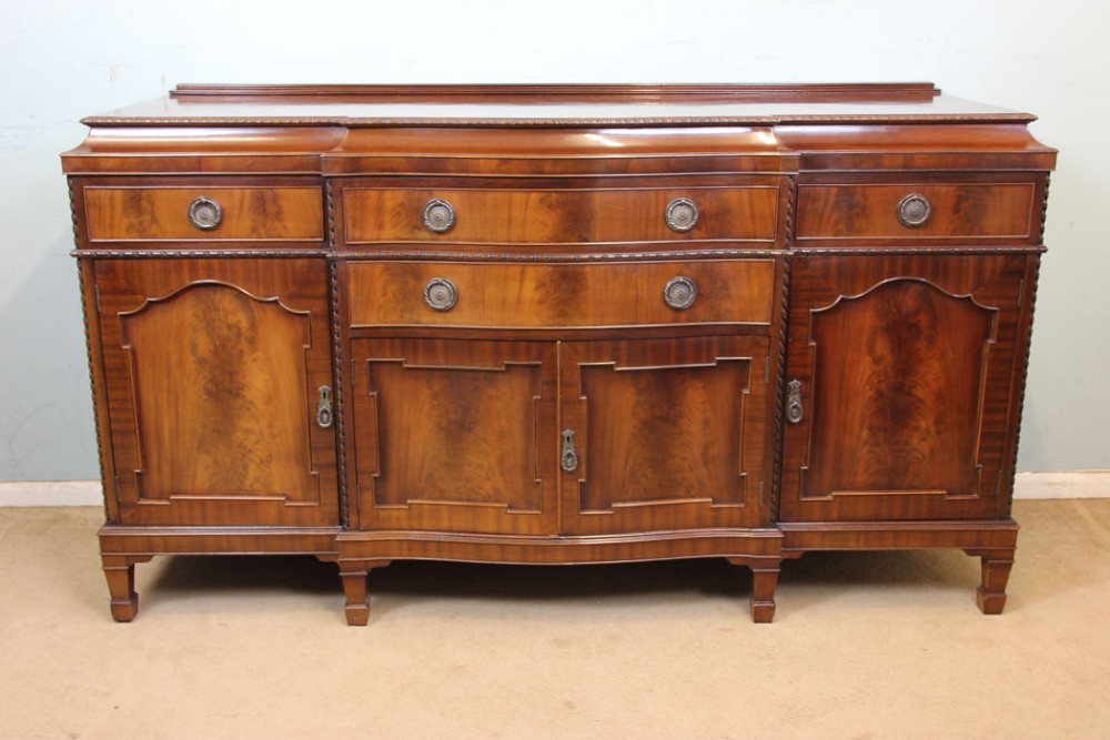 Mahogany Breakfront Sideboard Server. 