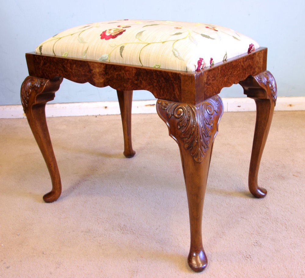 Burr Walnut Queen Anne Style Stool