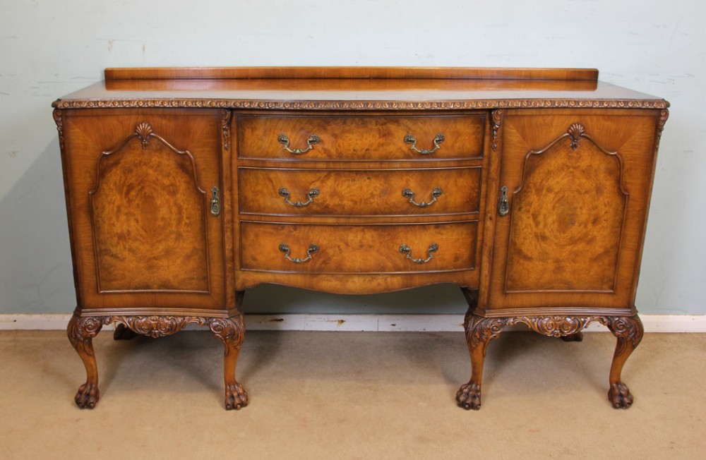 Burr Walnut Queen Anne Style Sideboard 