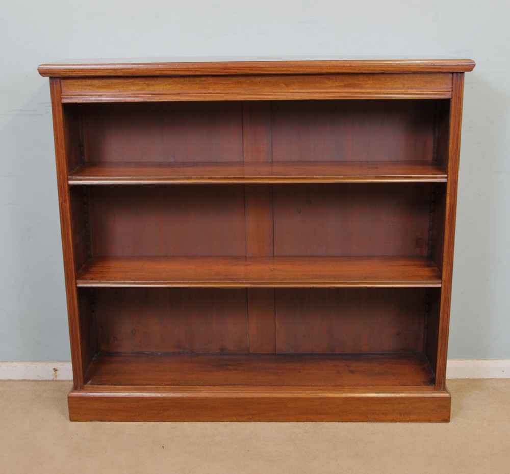 Antique Late Victorian Open Mahogany Bookcase