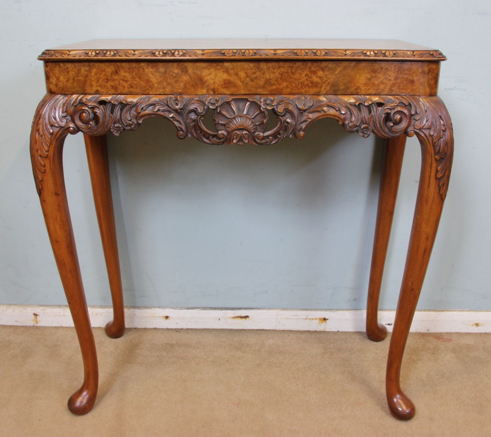Queen Anne Style Burr Walnut Side Table