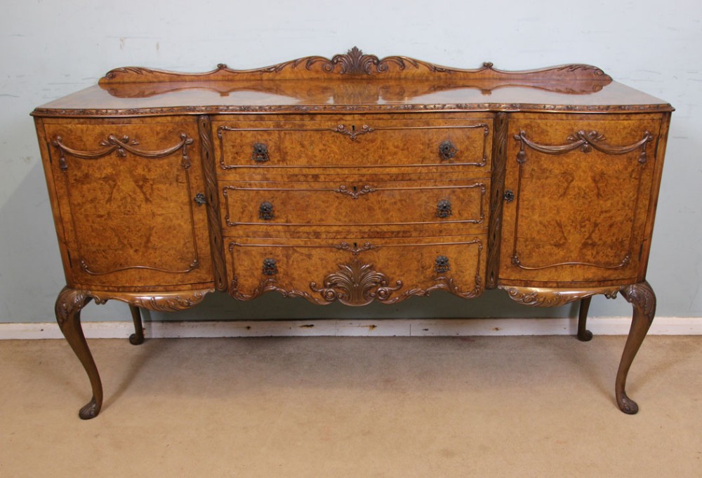 Quality Queen Anne Style Burr Walnut Shaped Sideboard