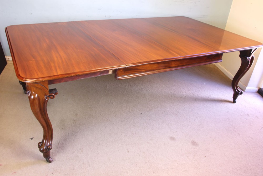 Antique Victorian Large Mahogany Extending Dining Table