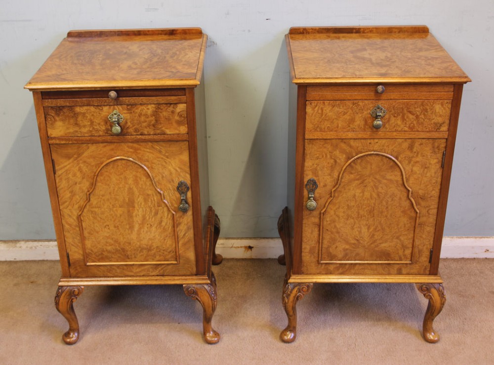 Antique Quality Pair of Burr Walnut Bedside Cabinets.