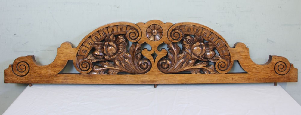 Antique Late Victorian Carved Oak Pediment