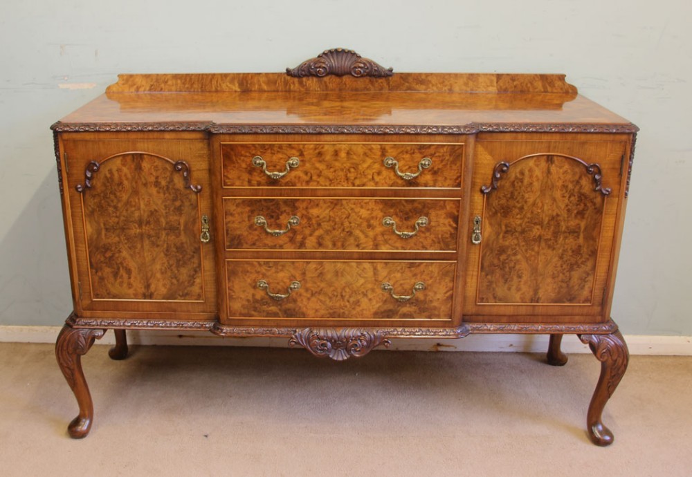 Quality Burr Walnut Sideboard Server